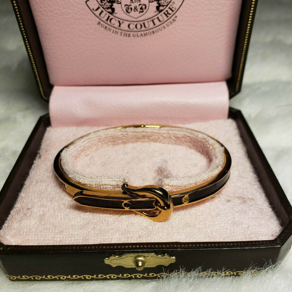 Juicy Couture Women's Bracelet "Nice Girls"